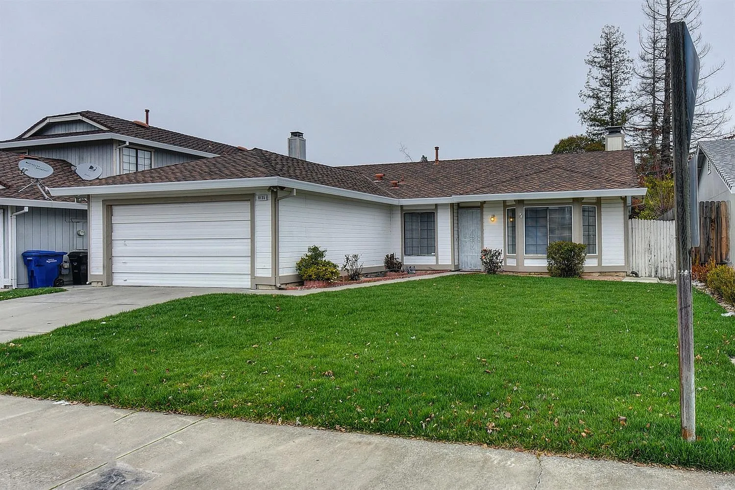 8135 Lenhart Rd photo 1