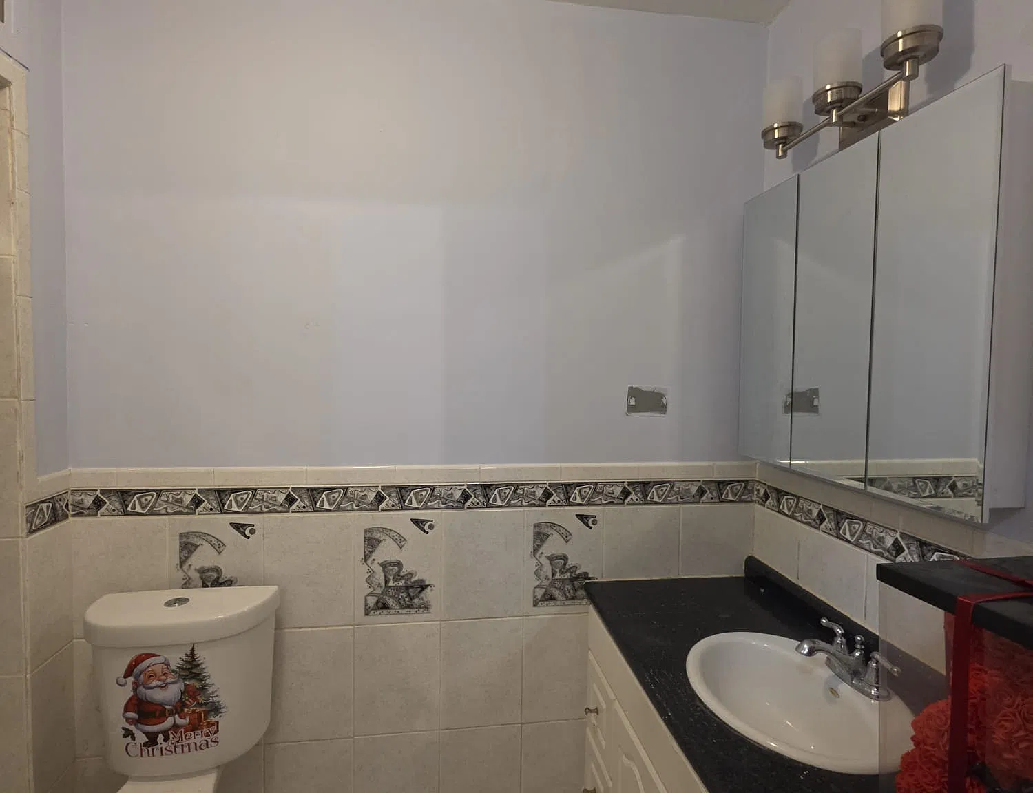 3 bed, 900 sqft, $3,200 — Photo 3
