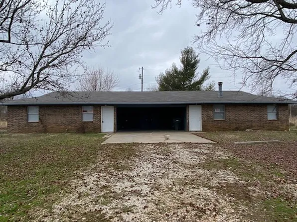 651 N Genevieve Ave, Fayetteville, AR 72704