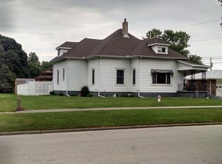 512 E Monroe Ave, Chrisman, IL 61924
