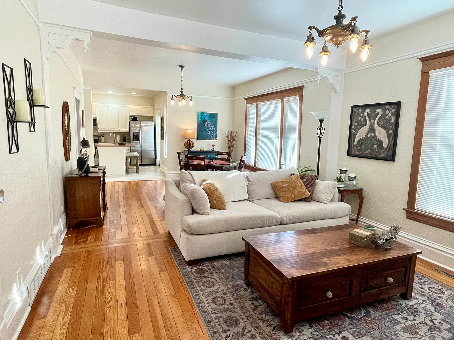 2 bed, 1047 sqft, $2,975 — Photo 2
