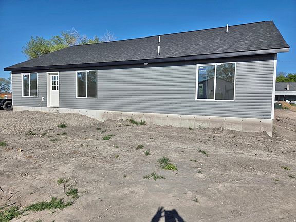 3rd image of 2304 N 3950 W