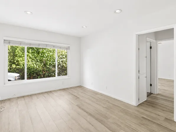 1676 Manning Ave, Los Angeles, CA