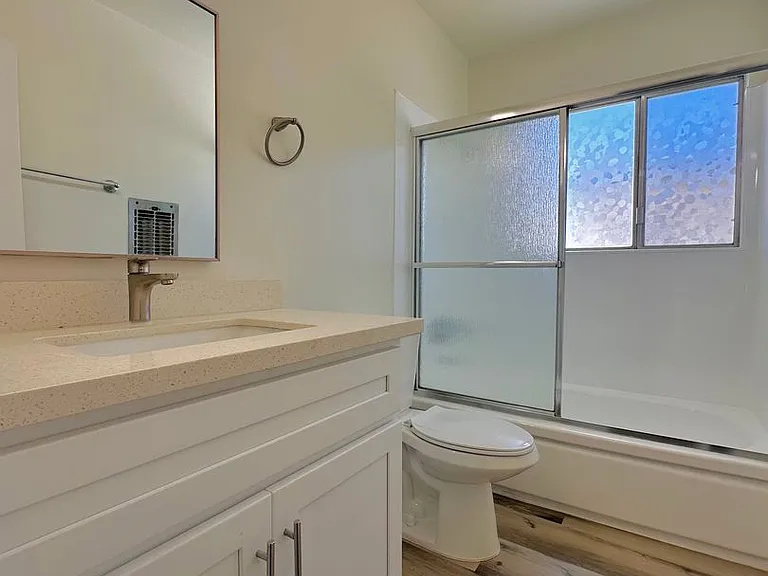 25907 Oak St — Photo 16