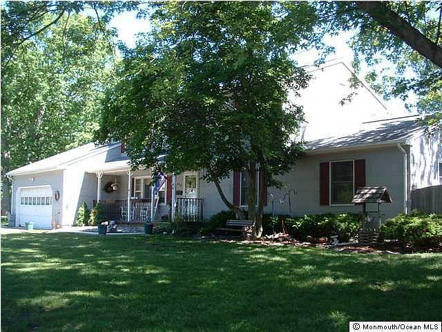 1st image of 432 Hemlock Lane