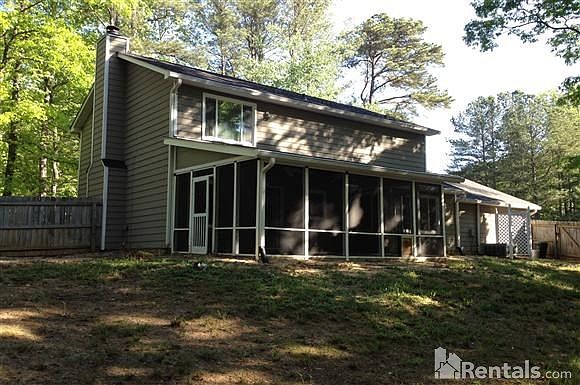 2nd image of 3398 Mountain Hollow Dr
