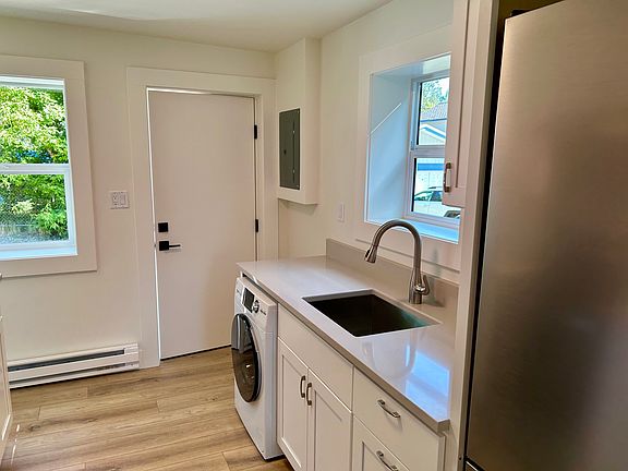 3rd image of 230 Central Ave #4