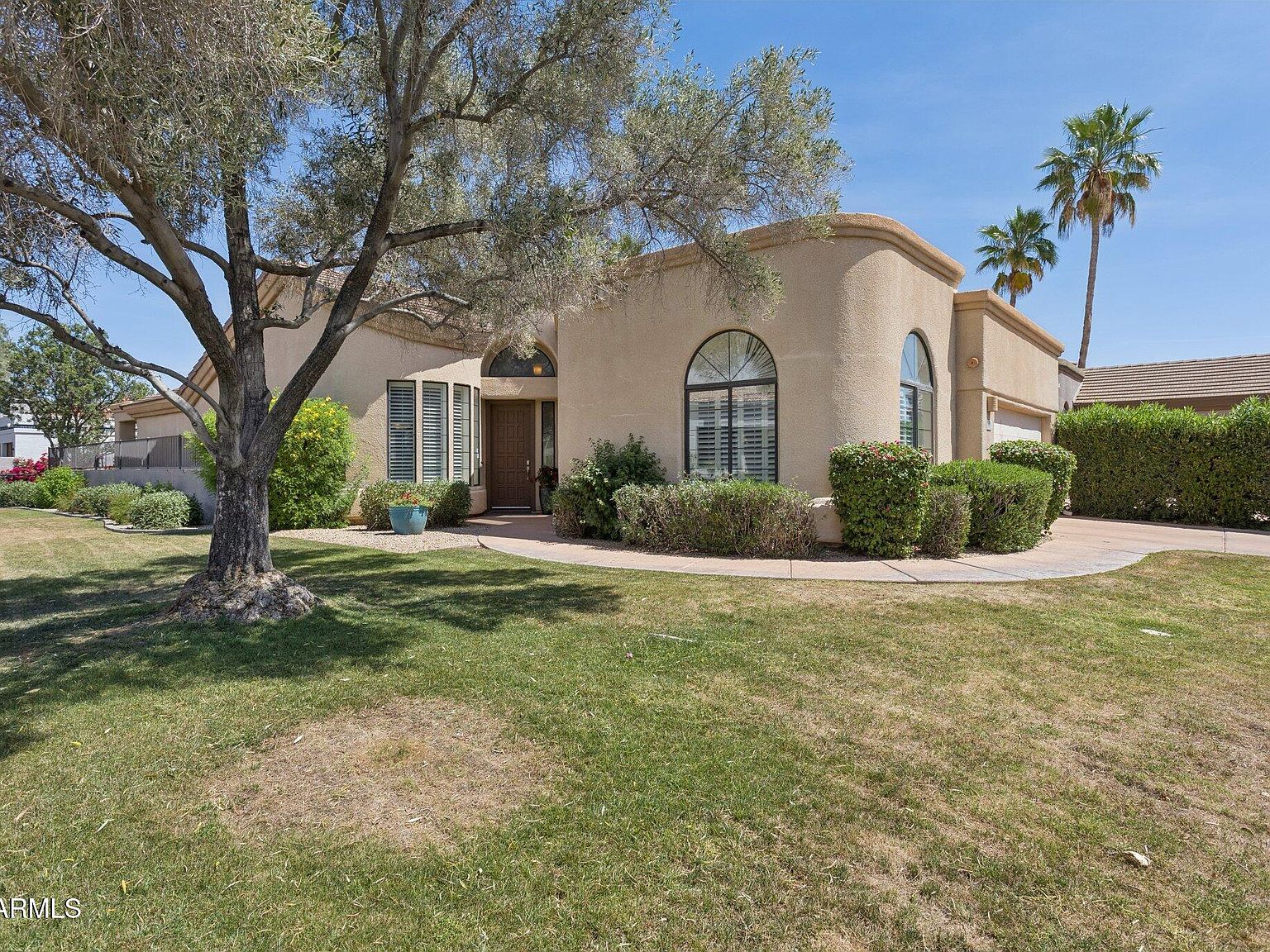 8050 E CORTEZ Drive