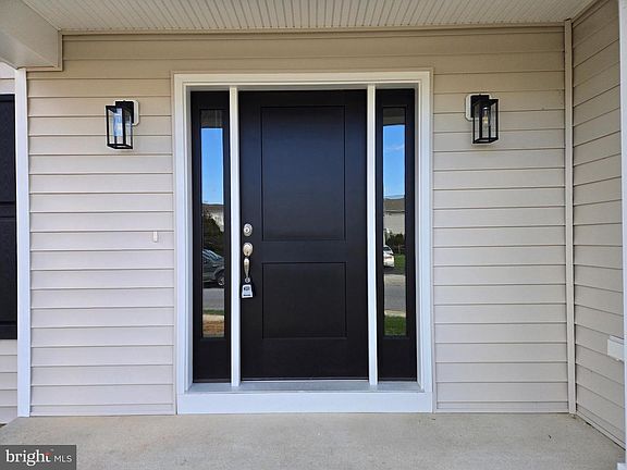 2nd image of 71 Zelkova Rd