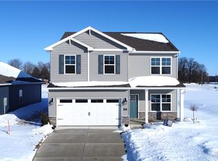 2216 Hackberry St, Springfield, OH 45505