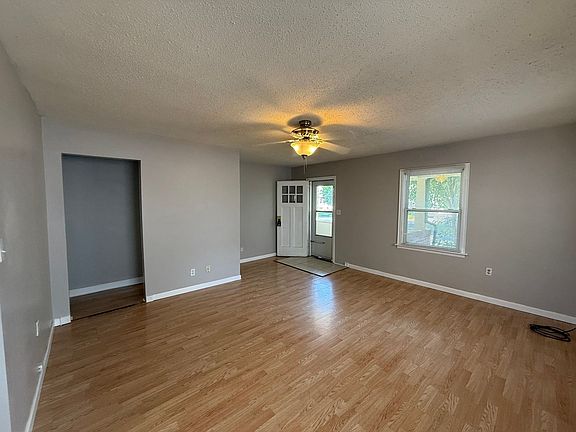 3rd image of 2606 Avenue D