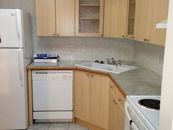 3rd image of 1203 Pleasant Run Dr APT 102