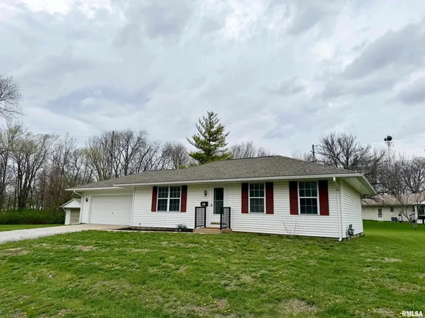 911 W Monroe St, Petersburg, IL 62675