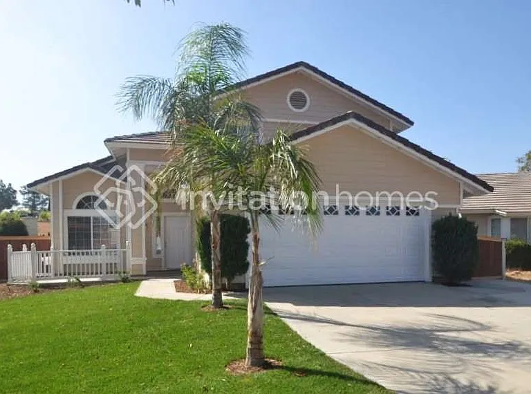 2699 W Calle Vista Dr — Photo 1