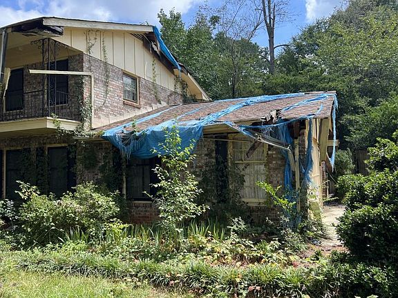 3rd image of 356 Greenwood Dr