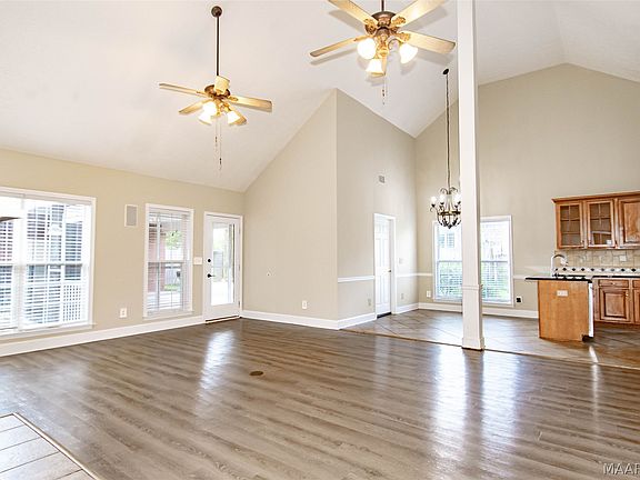 5th image of 7527 Deer Ridge Rd