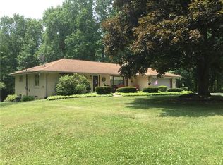 296 S Keel Ridge Rd, Hermitage, PA 16148