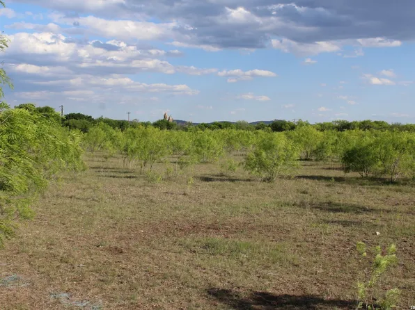 245 County Road 356 LOT B, Utopia, TX 78884