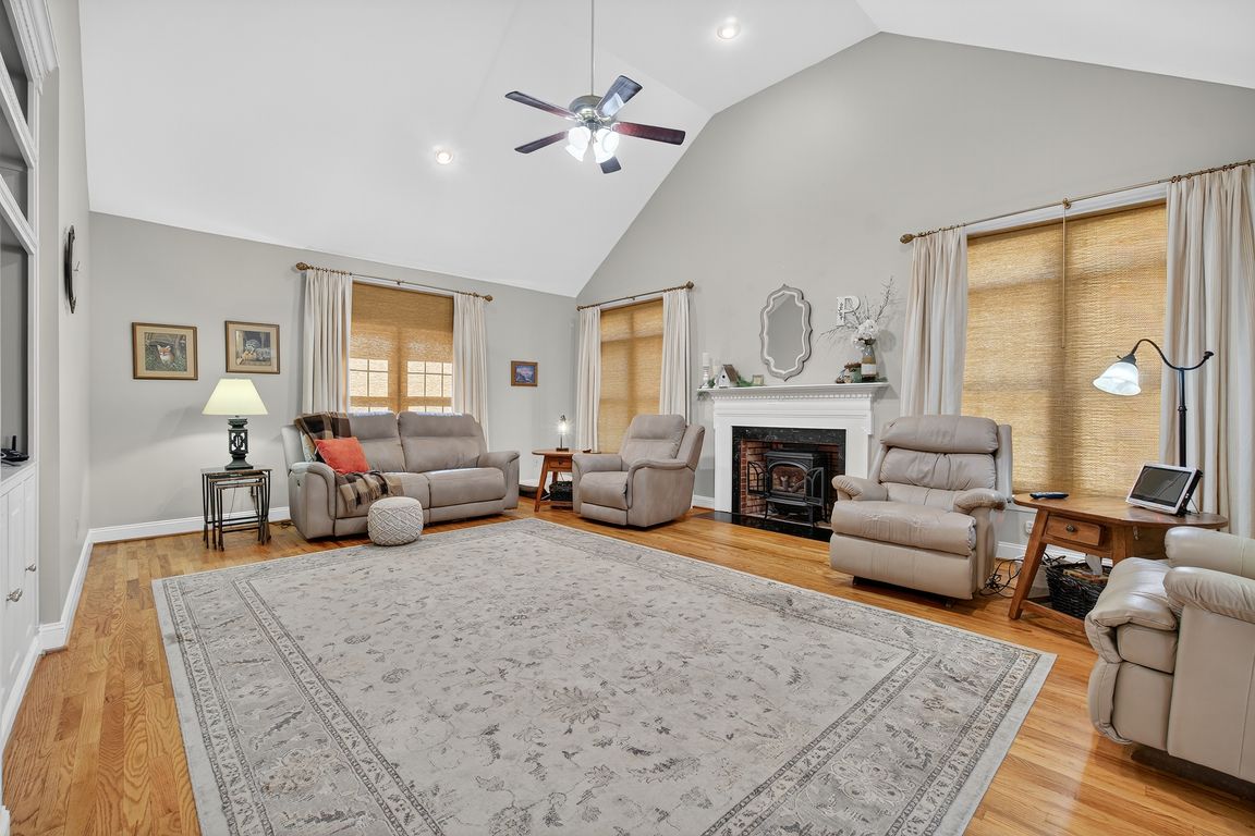 next background image