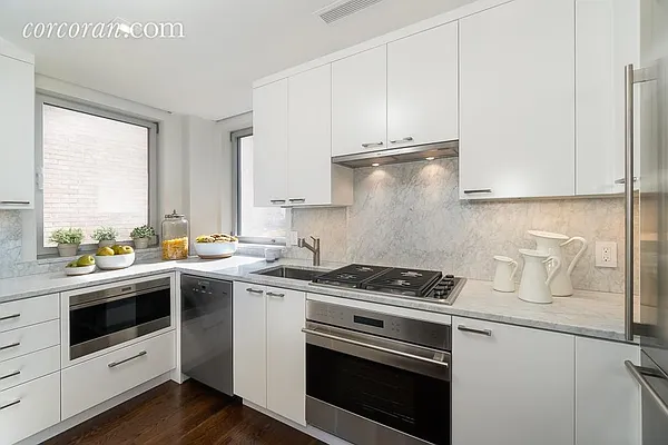 Sold by Corcoran | media 5