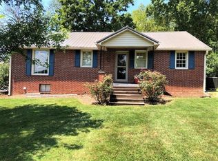 4248 Maplewood St, Kingsport, TN 37660