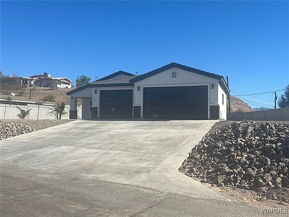 3rd image of 2180 Coronado Drive