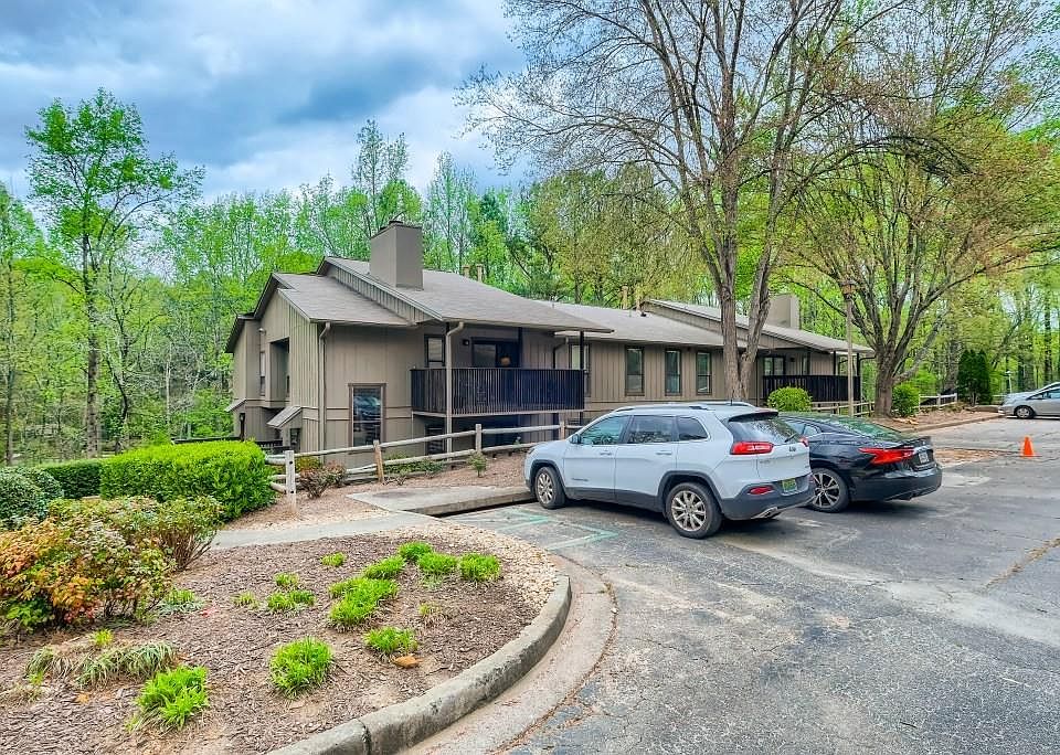 1st image of 2302 Cumberland Ct
