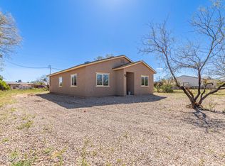 9345 S Vicki Dr, Tucson, AZ 85736