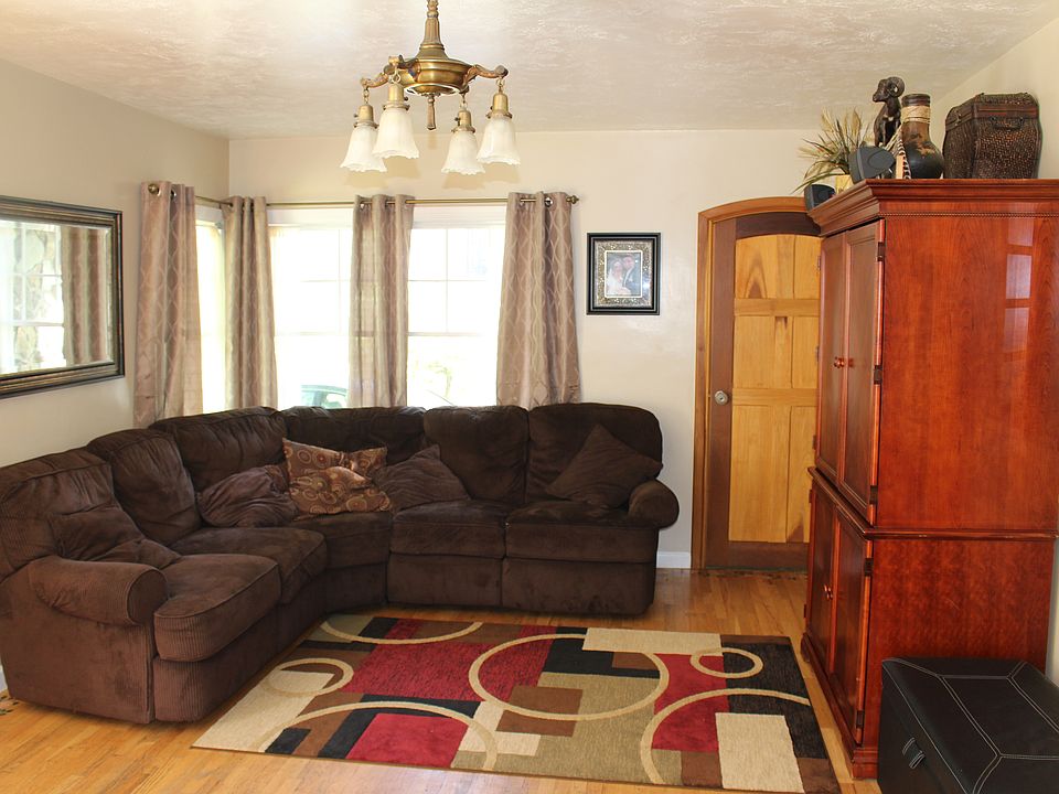 165 N 200 E Bountiful UT Zillow