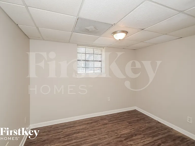 4217 Park Cir — Photo 12