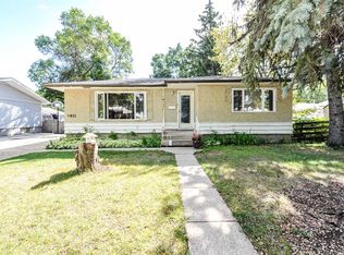 5911 N 47th Ave, Camrose, AB T4V 0G8