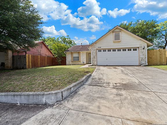 2nd image of 11458 Fort Wyne Dr