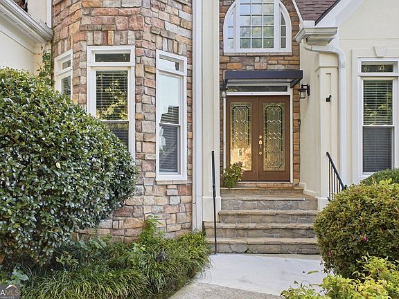 3rd image of 1820 Eagle Summit Ct
