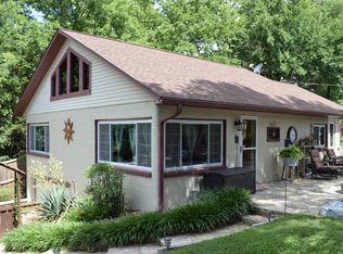 5737 Shoal Cliff Dr, Joplin, MO 64804