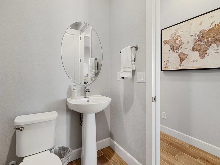 1561 Evangeline Dr — Photo 11