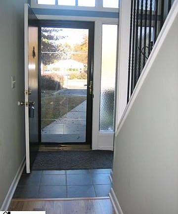 3rd image of 56 Briarrun Pl