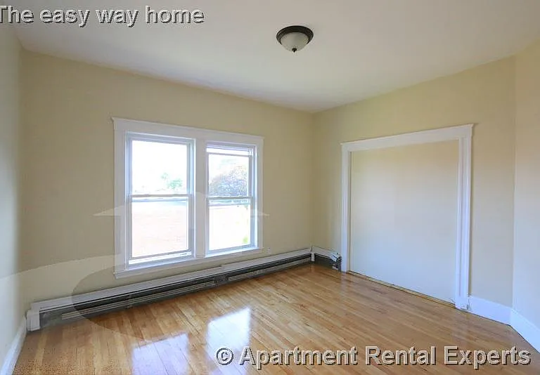 61 Bishop Allen Dr #5 — Photo 8