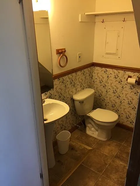 161 Ridgeview Ct — Photo 3