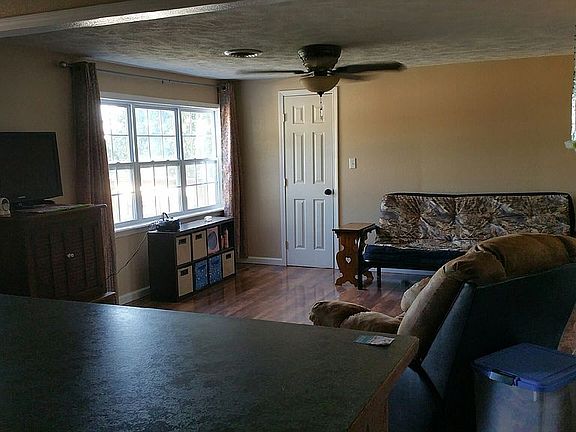 Living/dining area by kitche