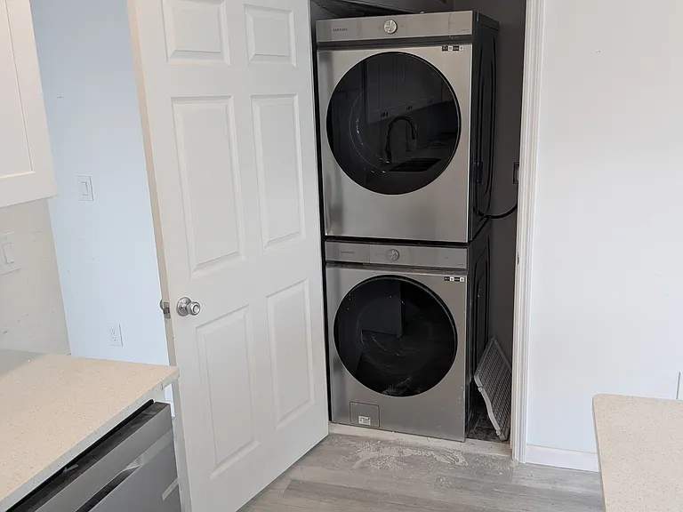 51 Main St #1 — Photo 10