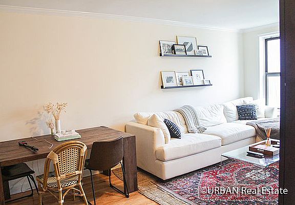 2nd image of 135 Avenue A #2E