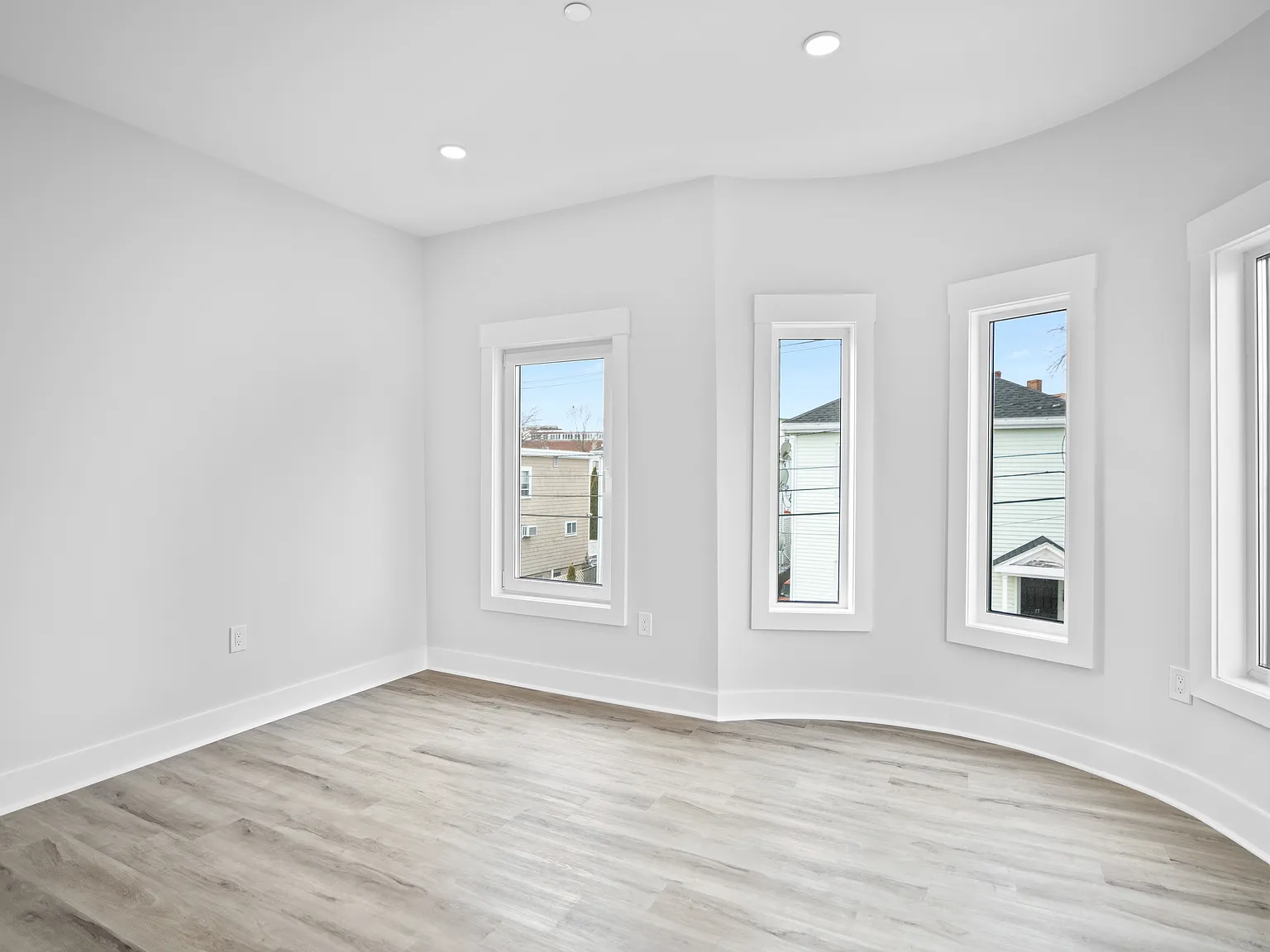 1 bed, 700 sqft, $2,500 — Photo 4