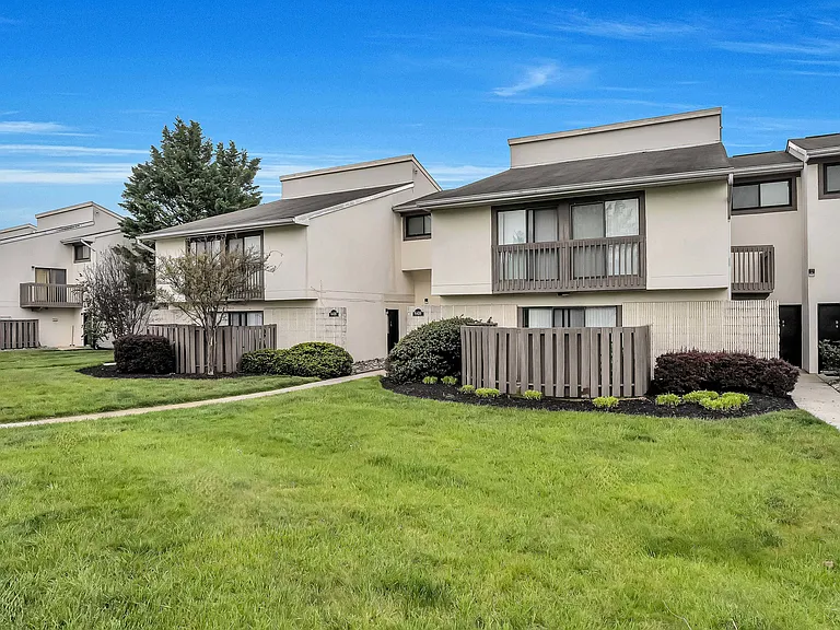 Regency Club Townhomes & Apartments — Photo 26