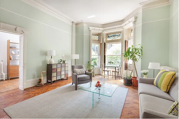 Sold by Compass | media 7