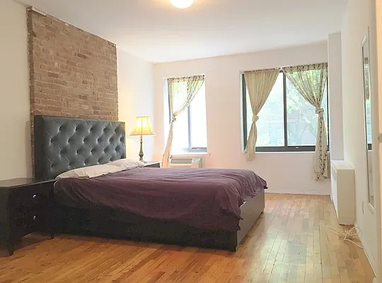 Rented by Avenues Real Estate | media 21