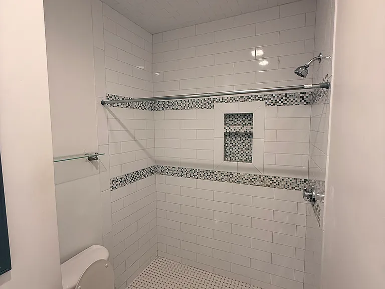 102 Pearl St — Photo 6