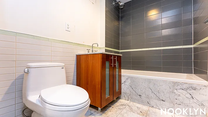 Rented by Nooklyn NYC LLC | media 32