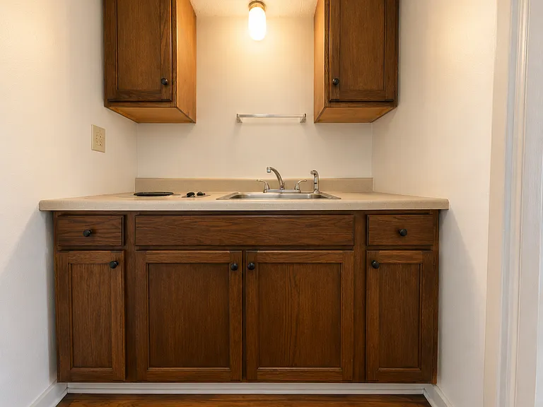 217 S Jefferson St #6 — Photo 4