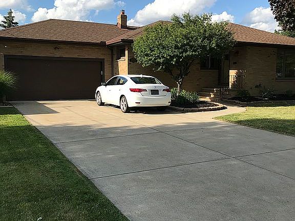 2nd image of 11050 Glamer Dr