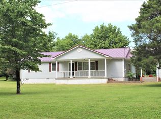 5740 Binns Mill Rd, Herndon, KY 42236